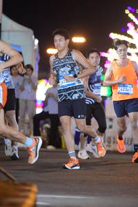 BIB: 278, 42365, 101
                            <button type="button" onclick="openModal(22987528)" class="btn btn-primary btn-sm float-right btn-popup" data-toggle="modal" data-target=".modal-high-quality">
                        <i class="fas fa-shopping-cart"></i> Add to Cart
                    </button>
                                            <button type="button" onclick="isThisMe(22987528, true)" class="btn btn-success btn-sm float-right btn-popup btn-isme hidden" data-toggle="tooltip" data-placement="bottom" title="นี่คือรูปของคุณใช่ไหม คลิกที่นี่เพื่อเอาเข้าอัลบั้ม">
                        <i class="fas fa-plus"></i> Add to album
                    </button>
                    <button type="button" onclick="isThisMe(22987528, false)" class="btn btn-warning btn-sm float-right btn-popup btn-isnotme hidden">
                        <i class="fas fa-ban"></i> Remove from album
                    </button>